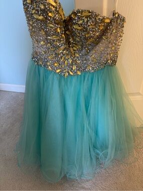 Terani Couture | Dresses | Terani Couture 722gl4488 Beaded Floralapplique Evening Dress Blush | Poshmark Terani Couture | Dresses | Terani Couture 722gl4488 Beaded Floralapplique Evening Dress Blush | Poshmark